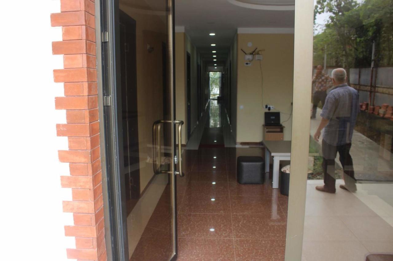 Hotel Rio Kutaisi Luaran gambar