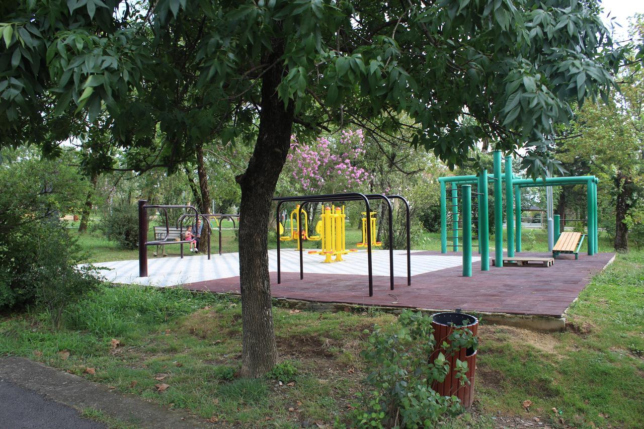 Hotel Rio Kutaisi Luaran gambar