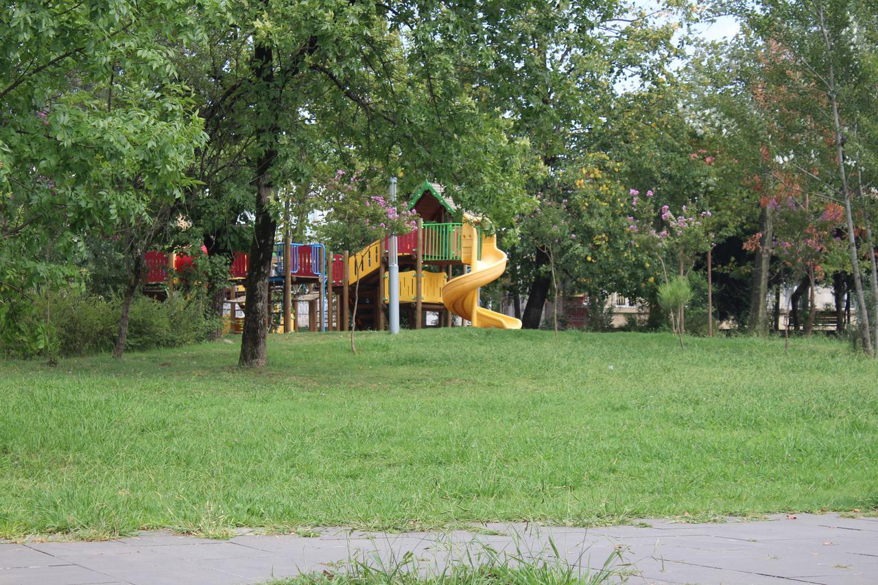 Hotel Rio Kutaisi Luaran gambar