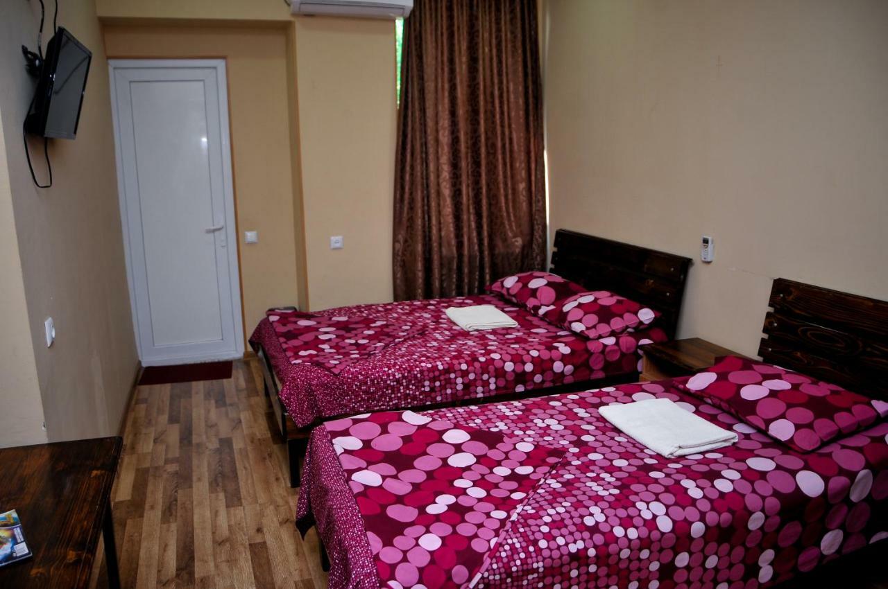 Hotel Rio Kutaisi Luaran gambar